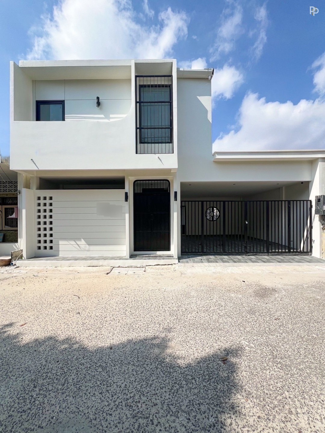 Saphanhin Pool Villa - Image 1