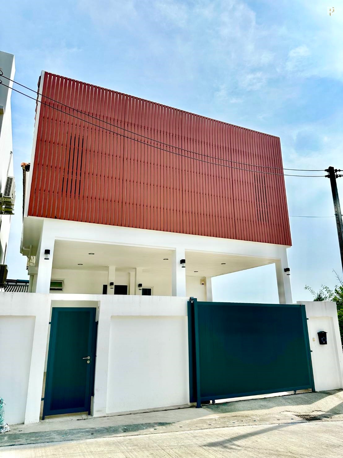 Pool Villa Soi Saiyuan - Image 1