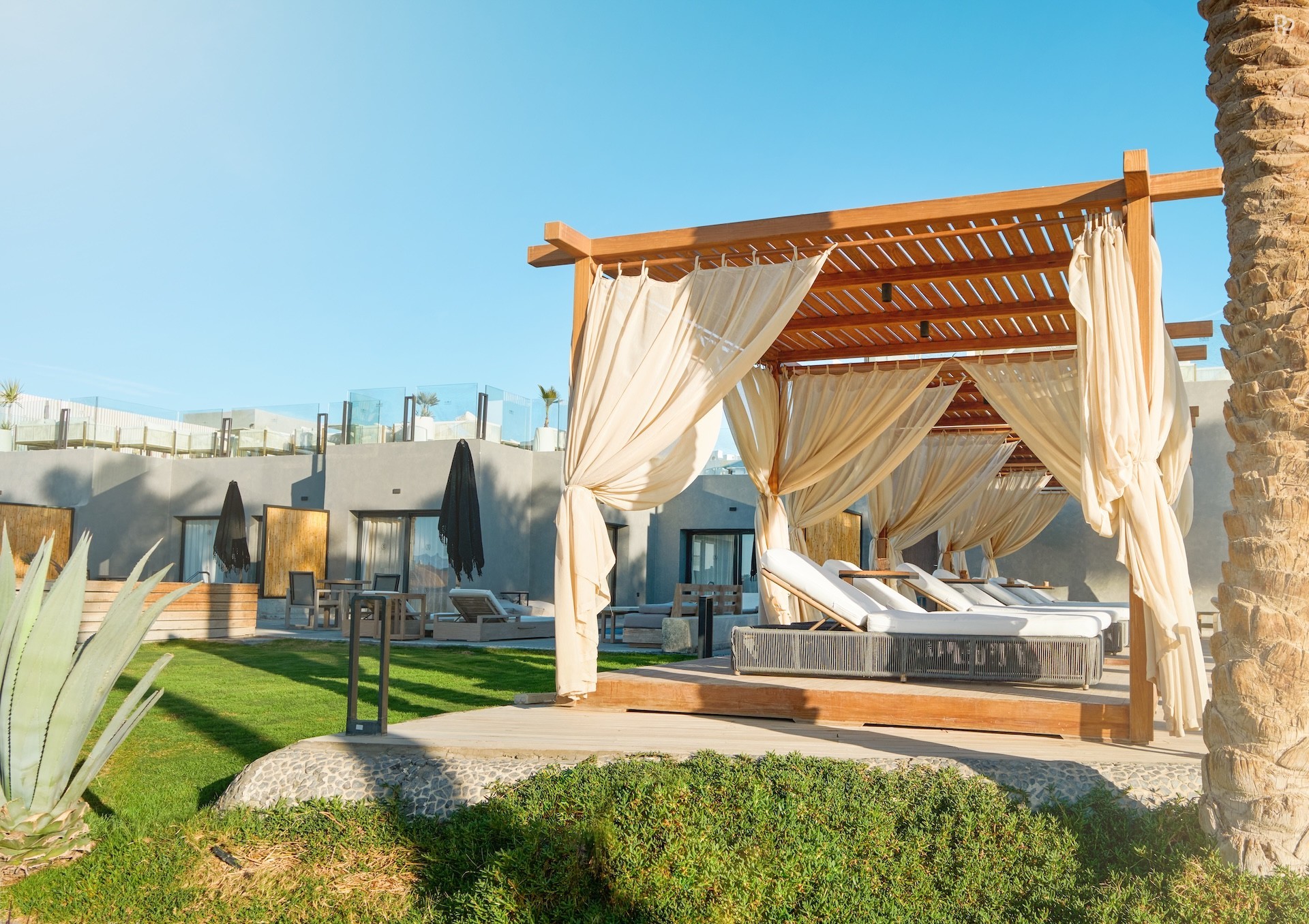 WHITE PEARL Pool Villa